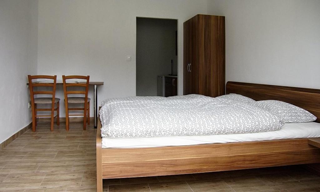 Apartmany Pod Landstejnem Stare Mesto  Zimmer foto